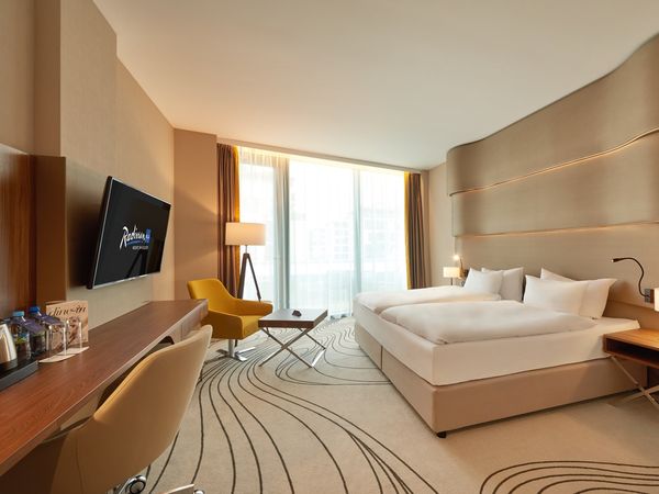 3 Tage Kurzurlaub an der Ostsee mit Halbpension Radisson Blu Resort in Swinemünde (Swinoujscie), Westpommern inkl. Halbpension Aktuelle Ostseereisen online kaufen