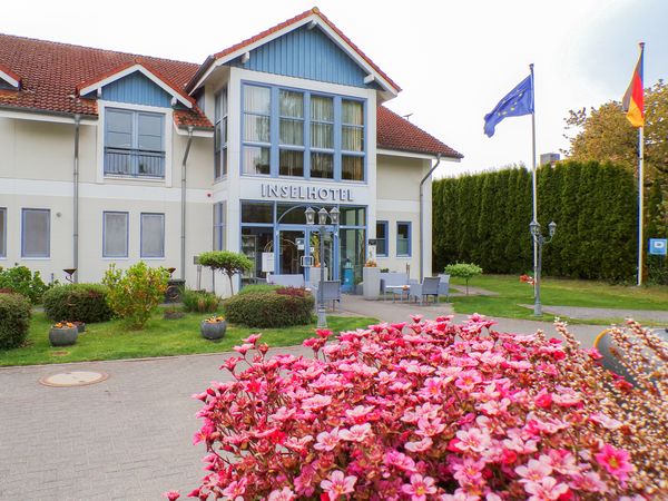 3 Tage Ostsee-Winter-Knaller inkl. Halbpension Plus in Insel Poel, Mecklenburg-Vorpommern inkl. Halbpension Plus Aktuelle Ostseereisen online kaufen 3 Tage Ostsee-Winter-Knaller inkl. Halbpension Plus in Insel Poel, Mecklenburg-Vorpommern inkl. Halbpension Plus Aktuelle Ostseereisen online kaufen