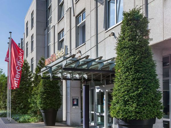 4 Tage die Hansestadt Rostock erkunden mit Frühstück, Mecklenburg-Vorpommern inkl. Frühstück Aktuelle Ostseereisen online kaufen 4 Tage die Hansestadt Rostock erkunden mit Frühstück, Mecklenburg-Vorpommern inkl. Frühstück Aktuelle Ostseereisen online kaufen