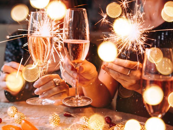 4 Tage Silvester am Meer - 2 Abendbuffets, 1 x GalaBuffet in Ostseebad Breege-Juliusruh, Mecklenburg-Vorpommern inkl. Halbpension Plus Aktuelle Ostseereisen online kaufen 4 Tage Silvester am Meer - 2 Abendbuffets, 1 x GalaBuffet in Ostseebad Breege-Juliusruh, Mecklenburg-Vorpommern inkl. Halbpension Plus Aktuelle Ostseereisen online kaufen