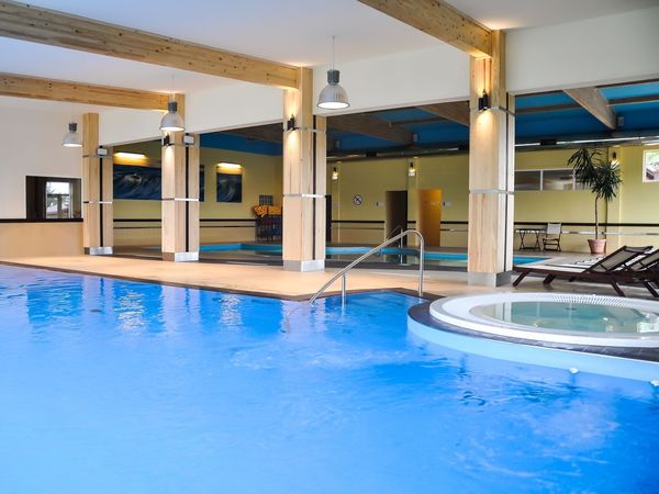 5 Tage Kurzurlaub in Kolberger Deep Ostsee Kurhaus Bryza in Kolberger Deep (Dźwirzyno), Westpommern inkl. Halbpension Aktuelle Ostseereisen online kaufen