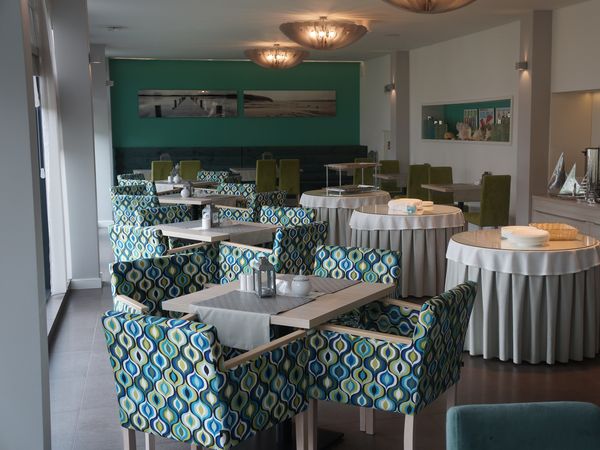 Auszeit im schmucken Ostseebad Kolberg - 7 Tage in Kolberg (Kolobrzeg), Westpommern inkl. Halbpension Aktuelle Ostseereisen online kaufen Auszeit im schmucken Ostseebad Kolberg - 7 Tage in Kolberg (Kolobrzeg), Westpommern inkl. Halbpension Aktuelle Ostseereisen online kaufen