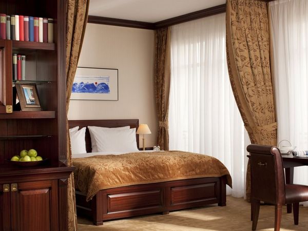 Ostsee-Auszeit mit Wellness - 2 Tage in Warnemünde, Mecklenburg-Vorpommern inkl. Frühstück Aktuelle Ostseereisen online kaufen Ostsee-Auszeit mit Wellness - 2 Tage in Warnemünde, Mecklenburg-Vorpommern inkl. Frühstück Aktuelle Ostseereisen online kaufen