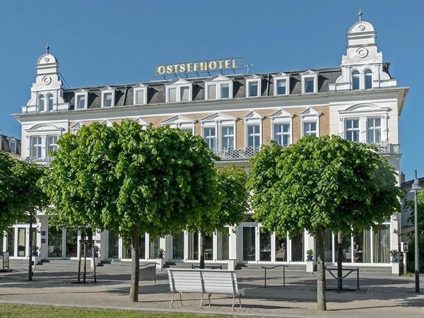 Unser Klassiker - 6 Tage Usedom in Seebad Ahlbeck, Mecklenburg-Vorpommern inkl. Halbpension Aktuelle Ostseereisen online kaufen Unser Klassiker - 6 Tage Usedom in Seebad Ahlbeck, Mecklenburg-Vorpommern inkl. Halbpension Aktuelle Ostseereisen online kaufen