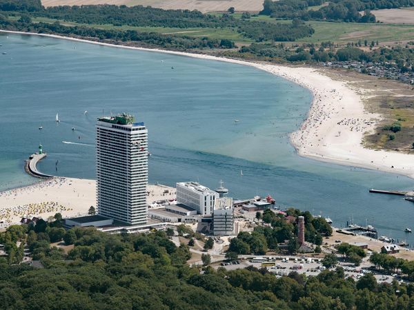 8 Tage Ostsee im Maritim Strandhotel mit HP in Lübeck, Schleswig-Holstein inkl. Halbpension